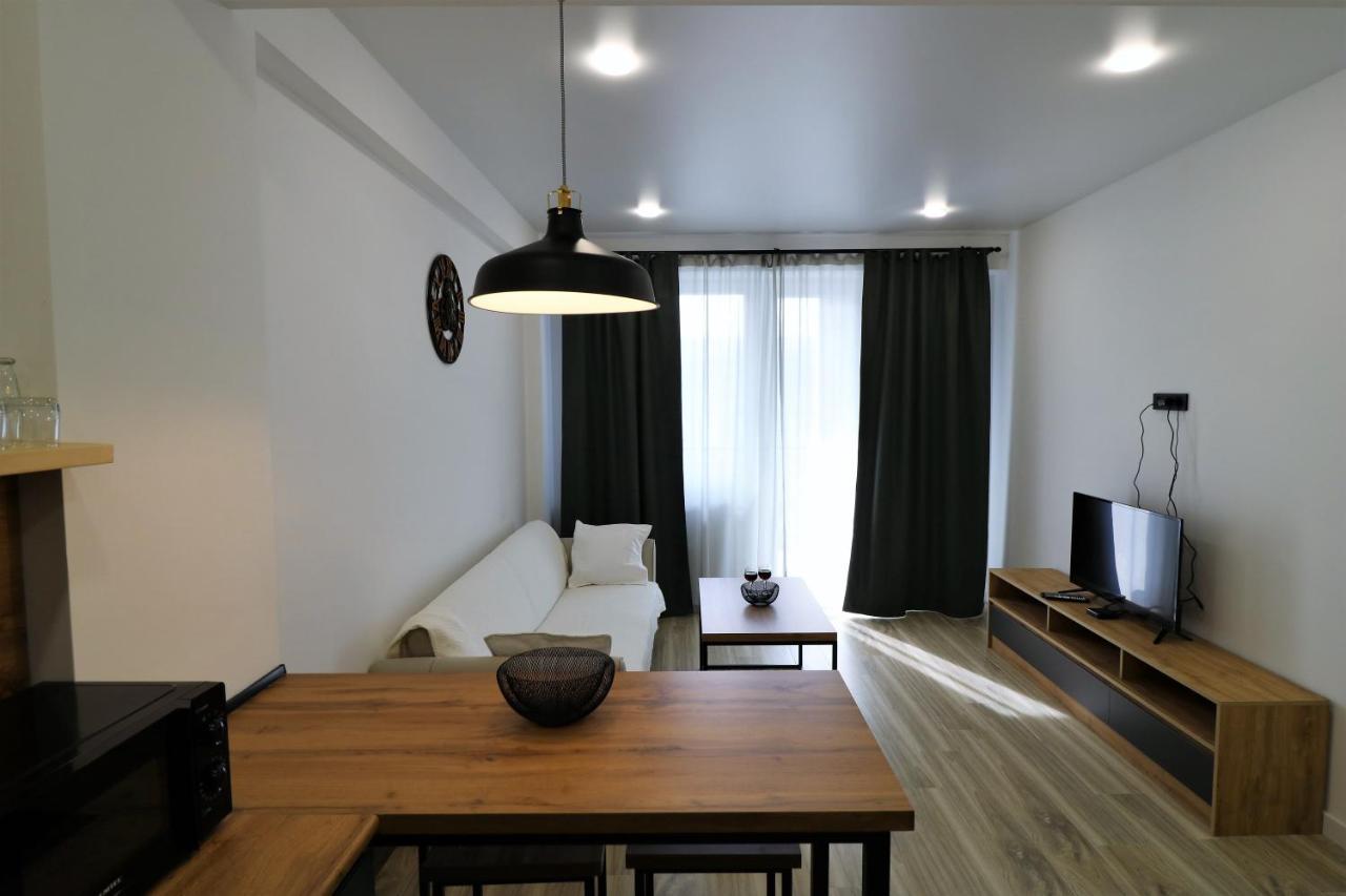 Ferienwohnung Twins Tower Tbilisi Exterior foto